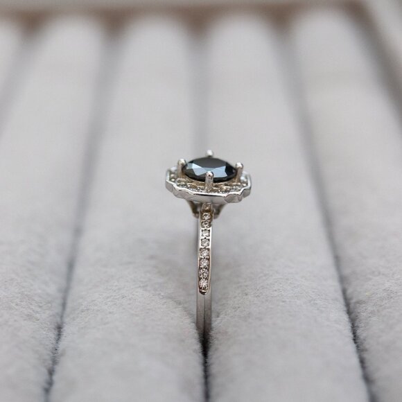 S925 1cttw Black Moissanite Diamond Flower Halo Style Engagement Ring Silver - Picture 5 of 6